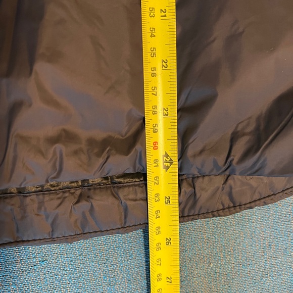 Black Eddie Bauer down jacket - Picture 2 of 10